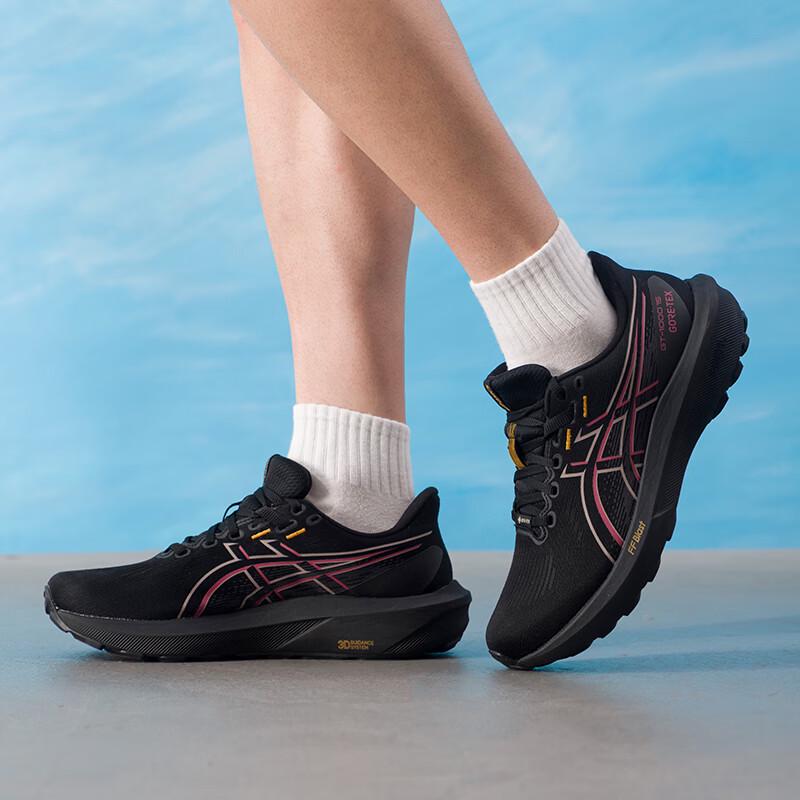ASICS Men's All-Season Road Running Shoes