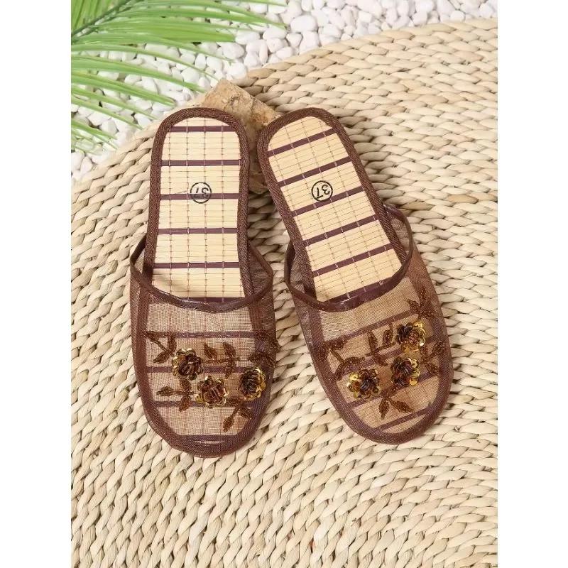 Pantoufles en maille de soie brodée et perlée pour la maison et l'intérieur, pantoufles légères, confortables et rétro pour femmes