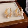 Pearl Hollow Earrings With French Style Light Luxury Temperament, Fashionable And Versatile Earrings.