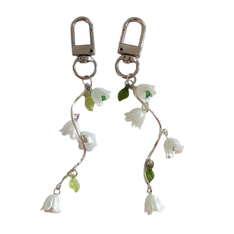 

Fashionable Vine Bag Charm and Key Holder Sturdy Alloy Phone Hanging Ornament Gifts for Fashion Lovers Outfits 1