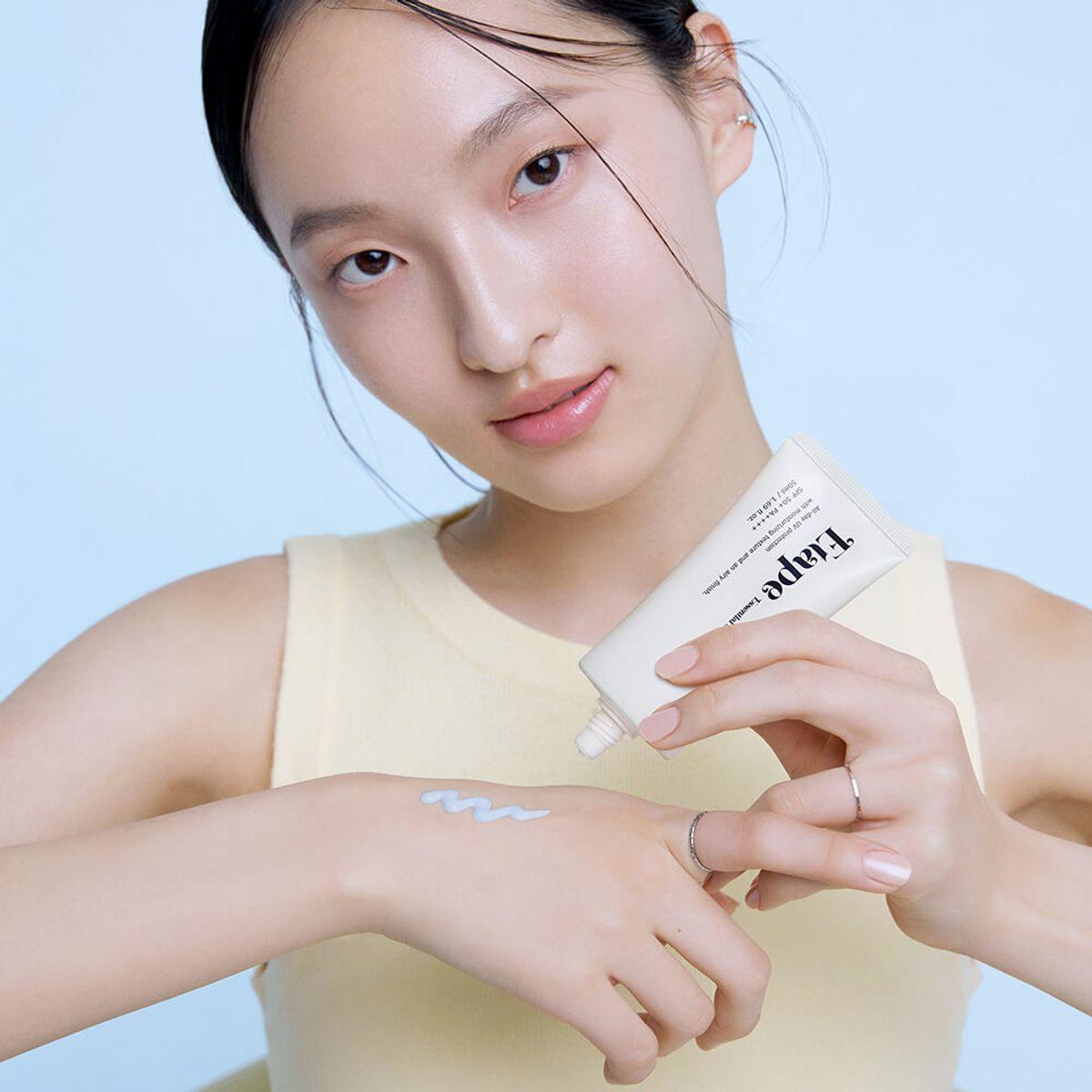 Etappe Essential Tone-Up Sunscreen_V250MLV702W