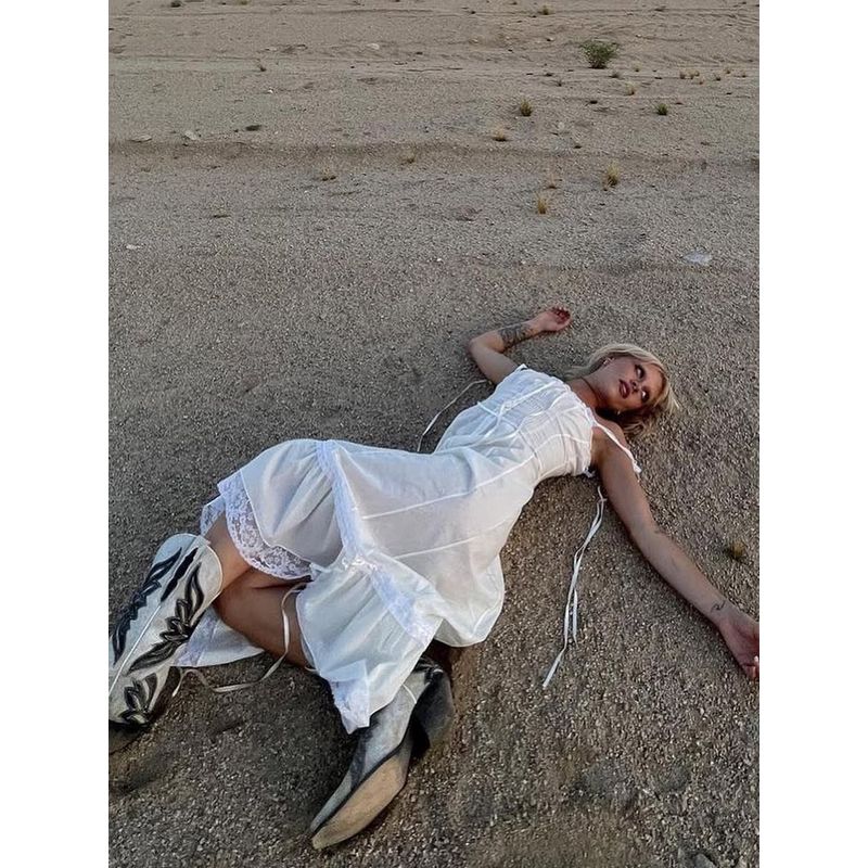 Pure White Eucalyptus French style Retro Romantic Pure Desire Lace Edge Patchwork Slim fit Gentle Sling Dress Long dress