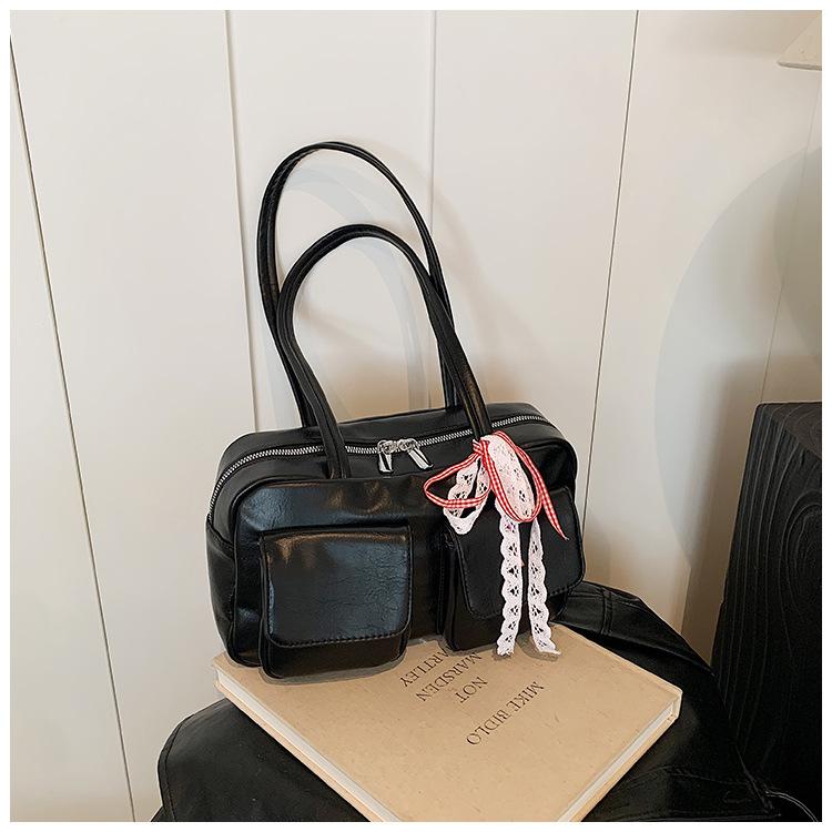 Premium bag 2025 new autumn versatile exquisite underarm bag women's fashion bowling bag casual shoulder bag