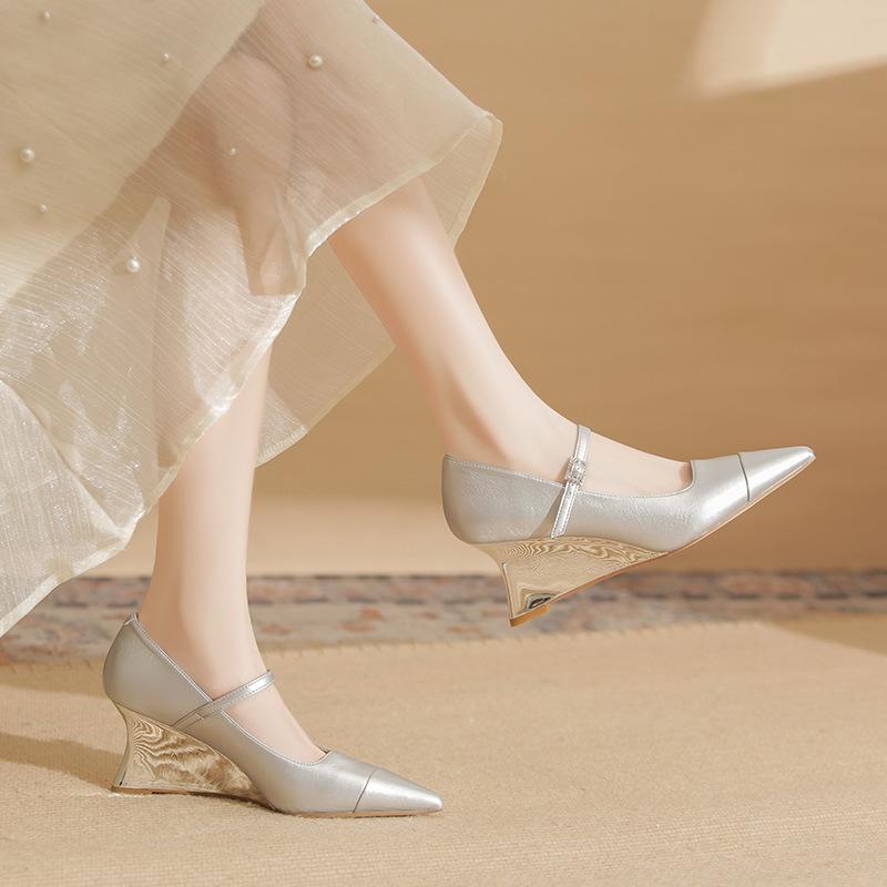 75007 [sheepskin] Silver High Heels Women's Wedge Heel New Pointed Temperament Word with Commuter Splicing Single Shoes