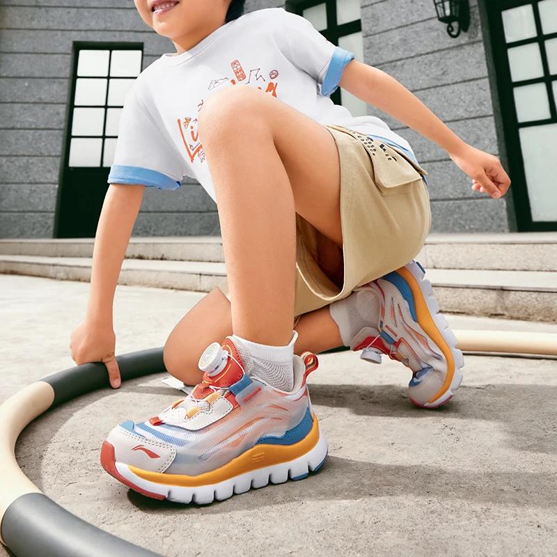 Li-Ning Cloud Rutschfest Anti-Kick Abriebfest Rebound Atmungsaktiv Leicht Stoßdämpfung Low-Top Kinder Laufschuhe Kinder Sneaker YKNU090-13