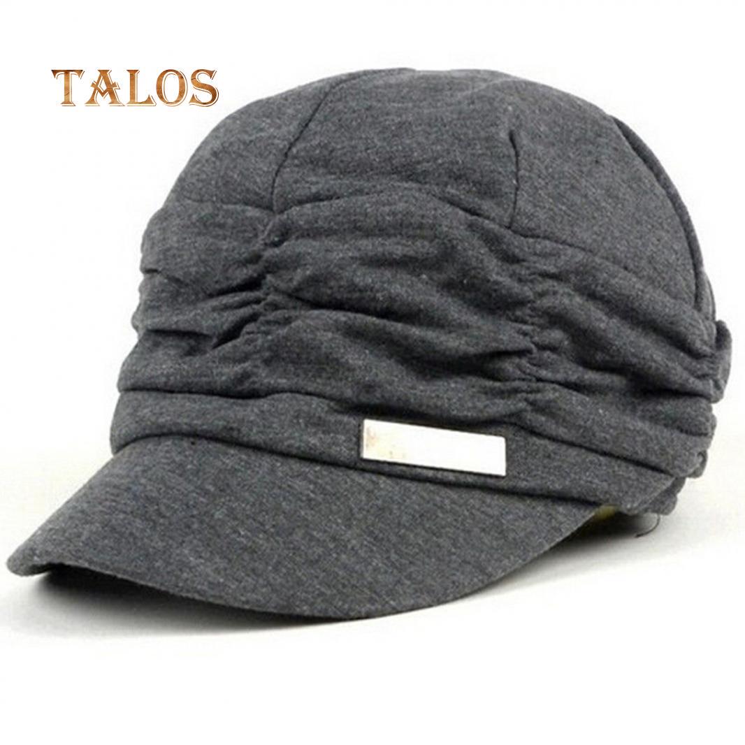 

Повседневная вязаная шляпка серый