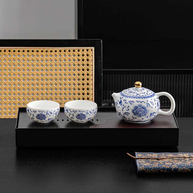 Qixuanyuan Mutton Fat Jade Blue & White Peony Xishi Teapot