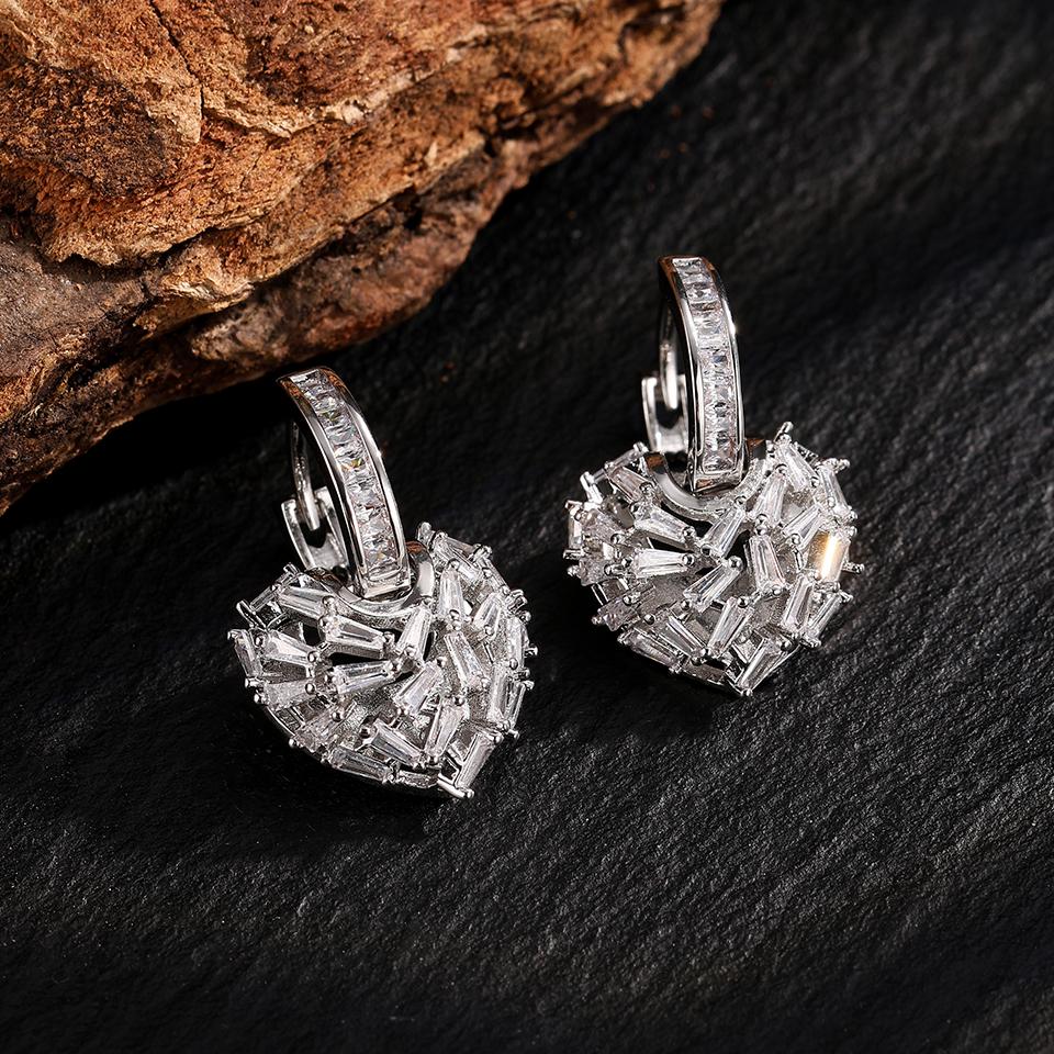 

ZAKOL New Clear Baguette Zircon Heart Ear buckle Earrings for Women Exquisite Shiny Crystal Bridal Earring Wedding Party Zircon