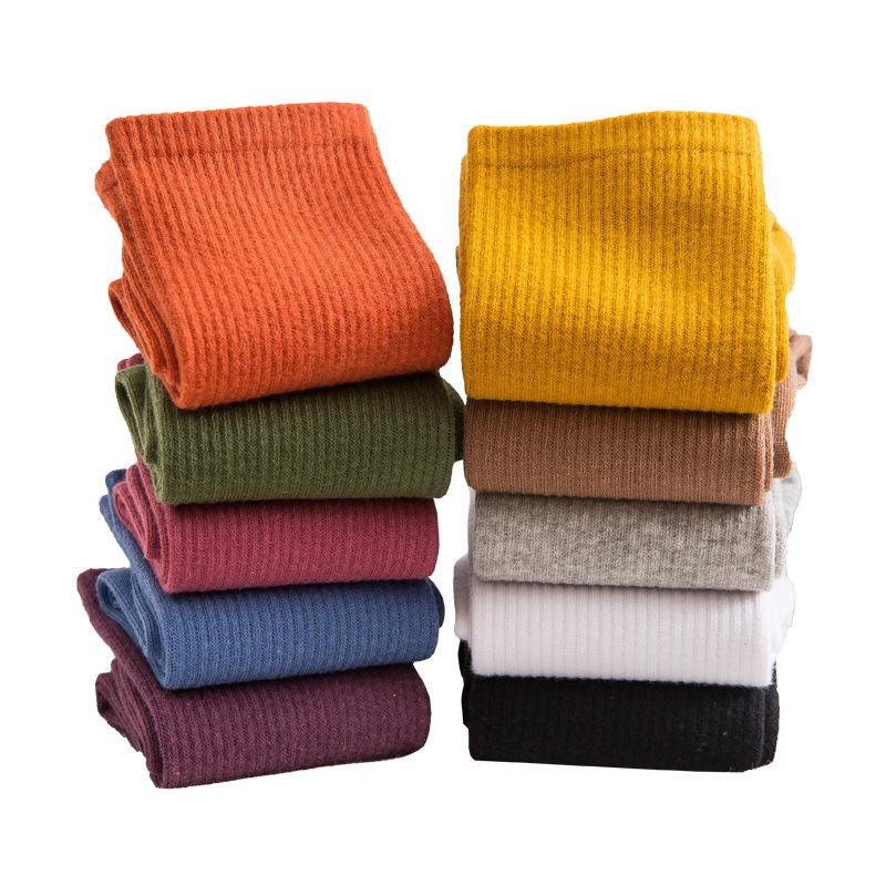 Women's Mid-Calf Cotton Socks - Solid Color, High Elasticity, Versatile Bubble Style for Autumn and Winter.