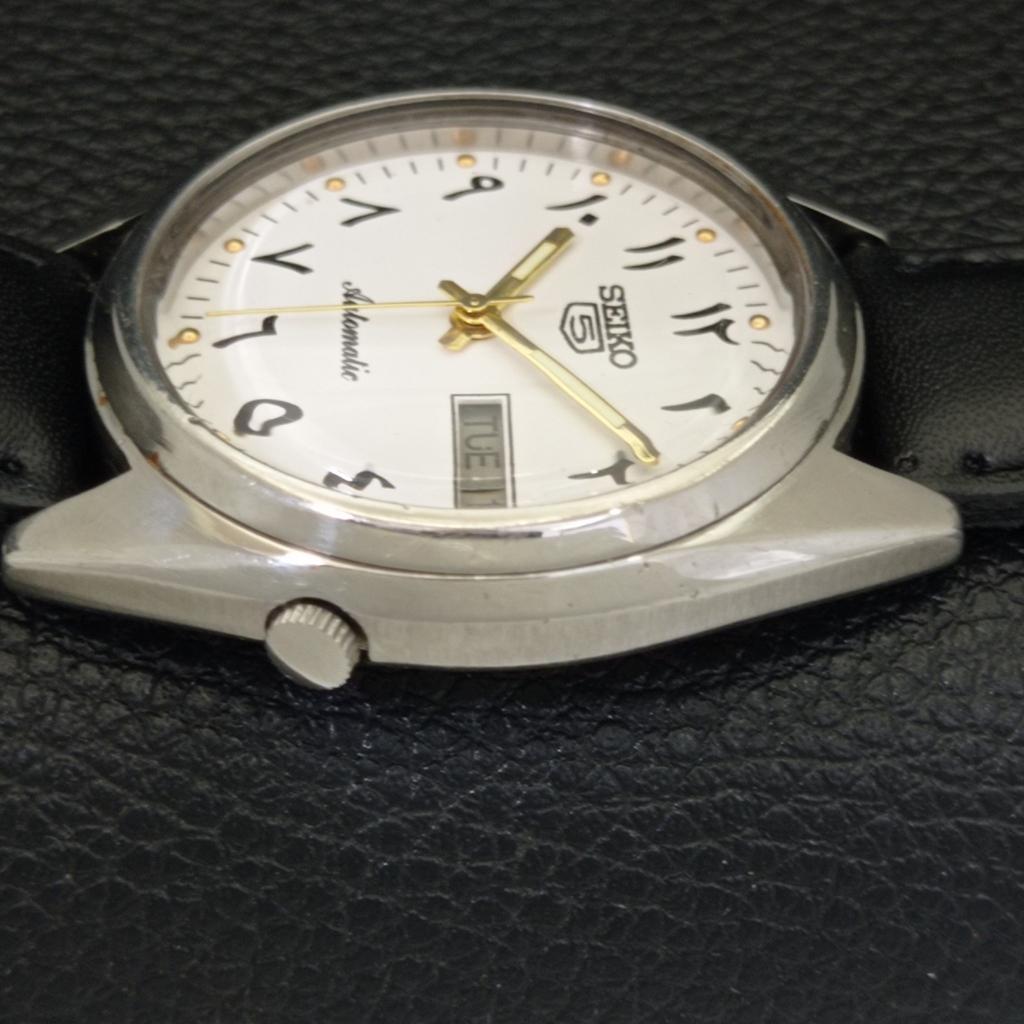 SEIKO 5 AUTOMATIC JAPAN 7009A MENS VINTAGE ARABIC WHITE DIAL WATCH a702675-1 R209-a702675