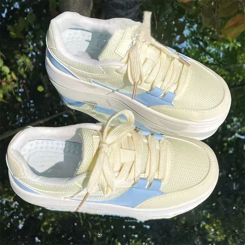 Versatile Trendy Sports Shoes Women's Summer New Casual Breathable Student Lightweight Shoes High-value Board Shoes