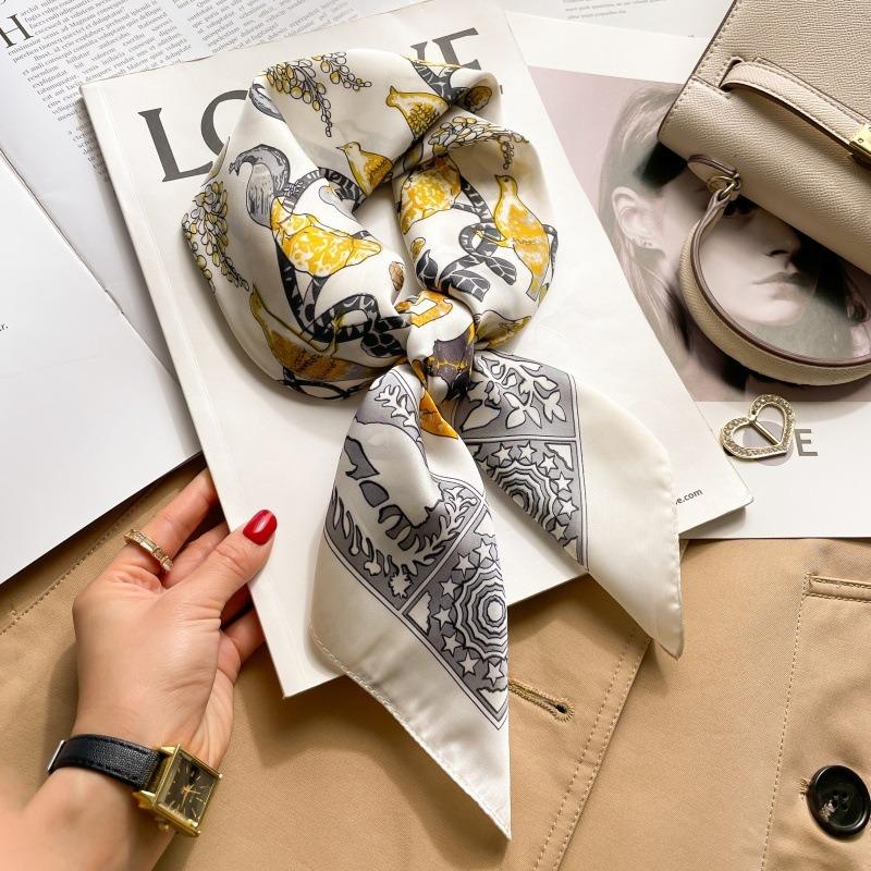 Zhang Ruonan silk scarf women's spring and summer new fashion retro accessories scarf neck high-end small square scarf