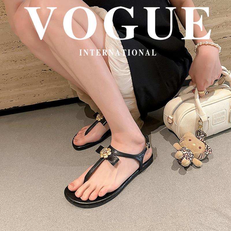 

Тот же лунный пейзаж~ Цветок сяосянфэн стразы тонкий ремешок носок плоская подошва шлепанцы женские сандалии 40