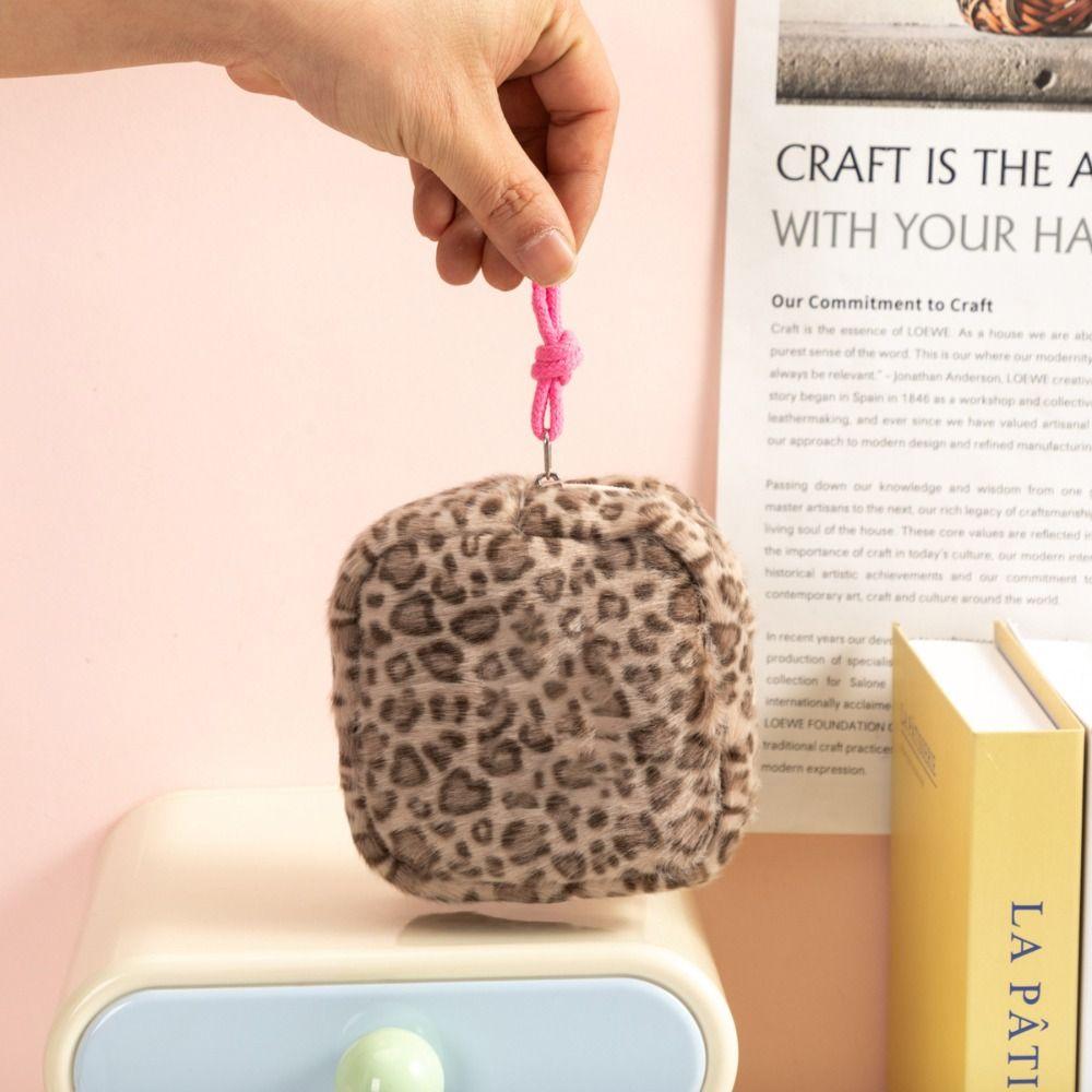 Portable Cosmetic Bag Leopard Print Square Sanitary Pad Bag Zipper Design Small Makeup Bag Girls