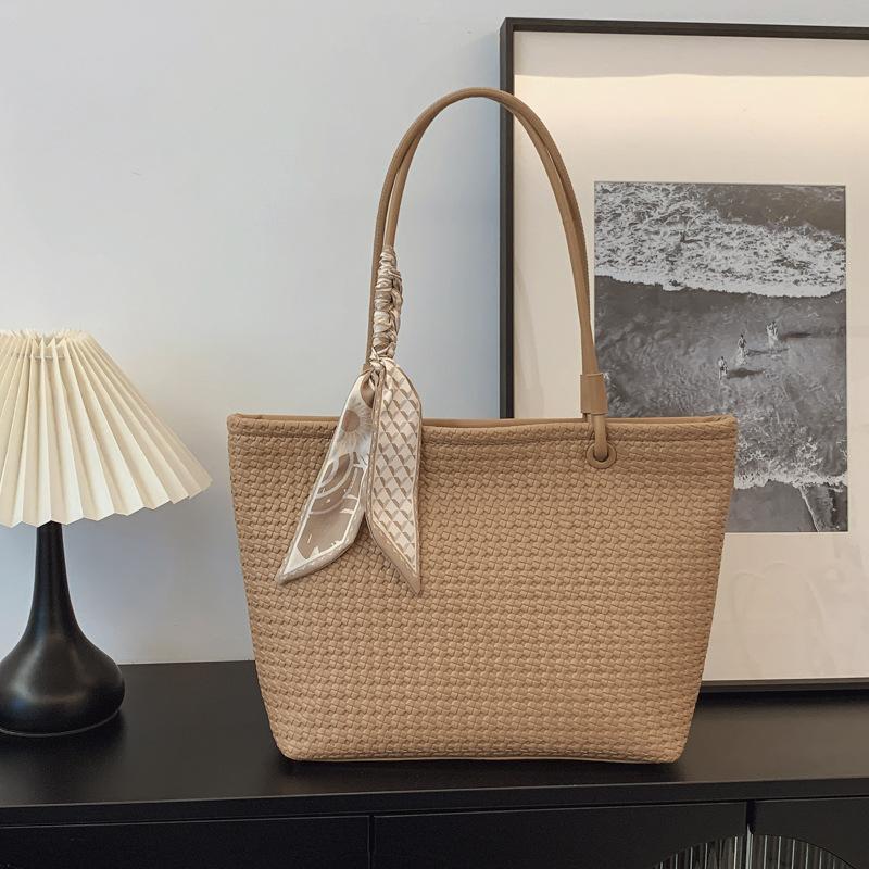 Fashion Large-capacity Tote Bag Women's 2025 Autumn New Korean Version of Simple Casual Armpit Bag High-value Shoulder Bag