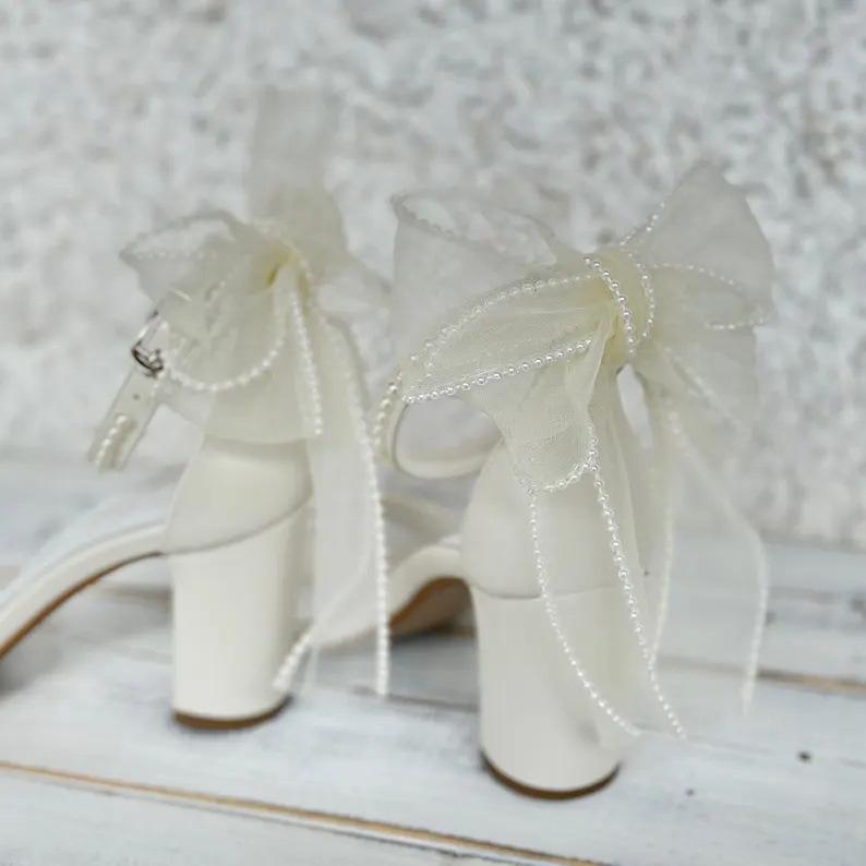 

New thick heel high heels pearl bow word with versatile sexy wedding banquet summer open-toed women s sandals 34 слоновая кость