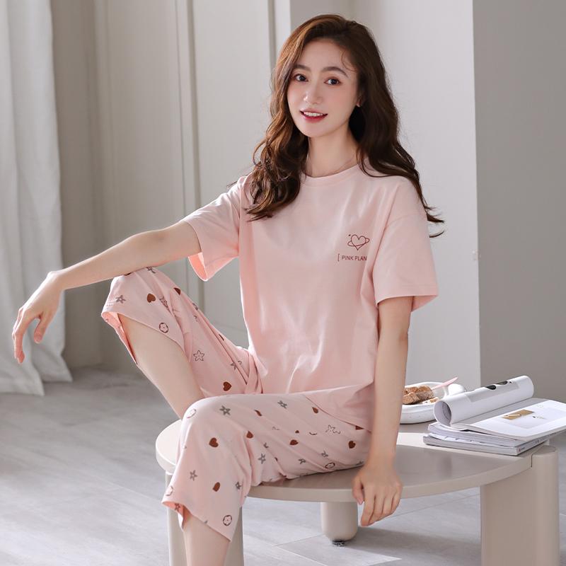 Aifen Teng Women's Summer Cotton Pajama Set: Short Sleeve Top & Three-Quarter Pants, Plus Size, All Cotton