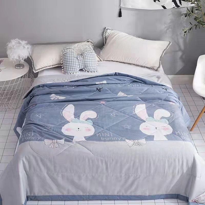 Printing Flower Breathable Cotton Blended Summer Blanket For Comfort Indoor