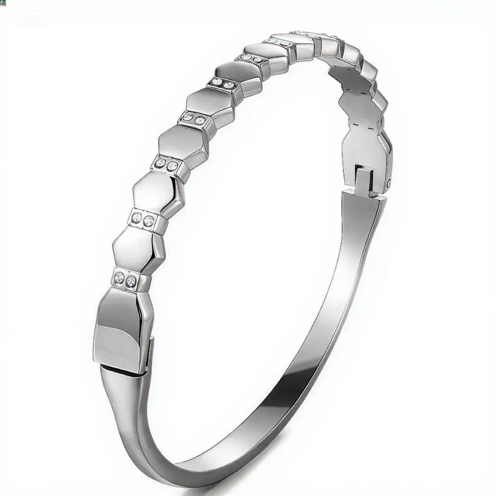 Bracelet de Luxe en Acier Inoxydable pour Femme: Titane Électroplaqué, Sertissage Diamants Complet, Style Européen-Américain