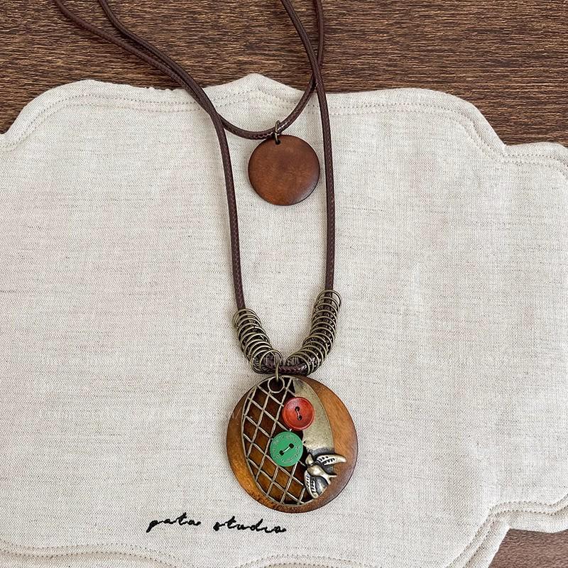 Čínský retro zen dlouhý etnický náhrdelník z peří - bohémský řetízek na svetr