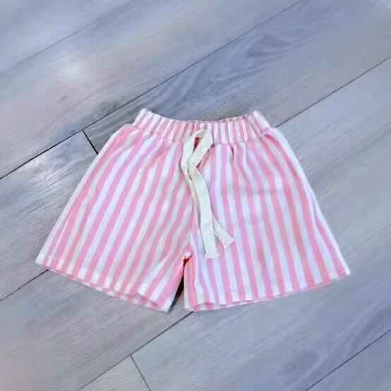 

В наявності Весна/Літо 2025 Корейські шорти з льону та бавовни в смужку для хлопчиків з милими ґудзиками 90 cm
