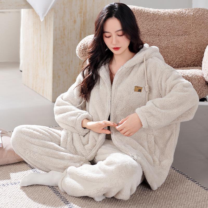 Pajamas Women'S Winter Coral Fleece Thickened Fleece Warm Autumn And Winter Flannel Can Be Worn Outside Hooded Winter Loungewear