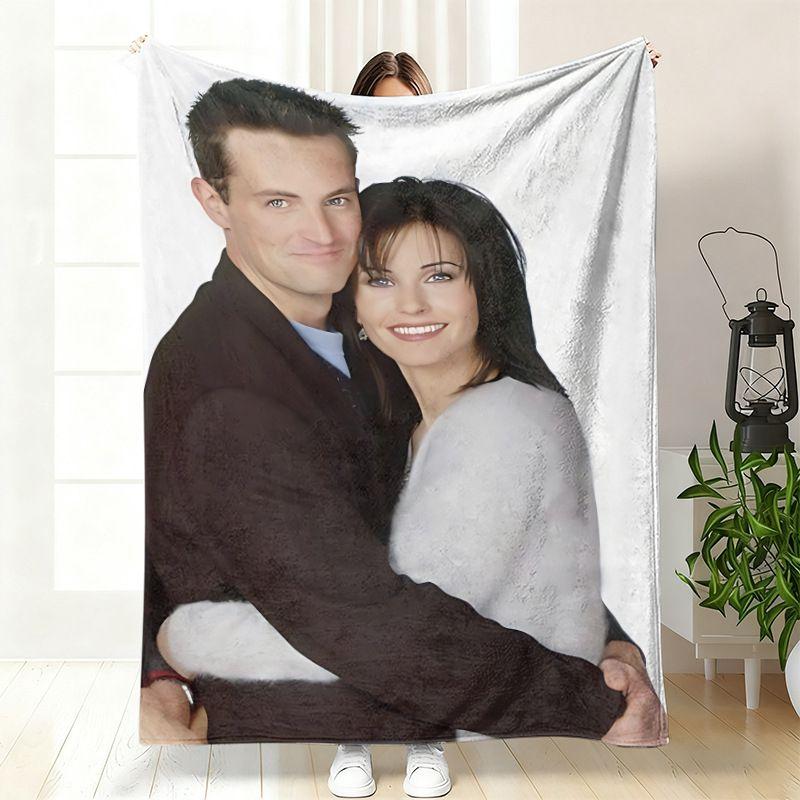 VIKAMA Vintage Movie Collage Flannel Throw Blanket Retro Character Grid Photo Print Soft Warm Sofa Bedroom Home Decor