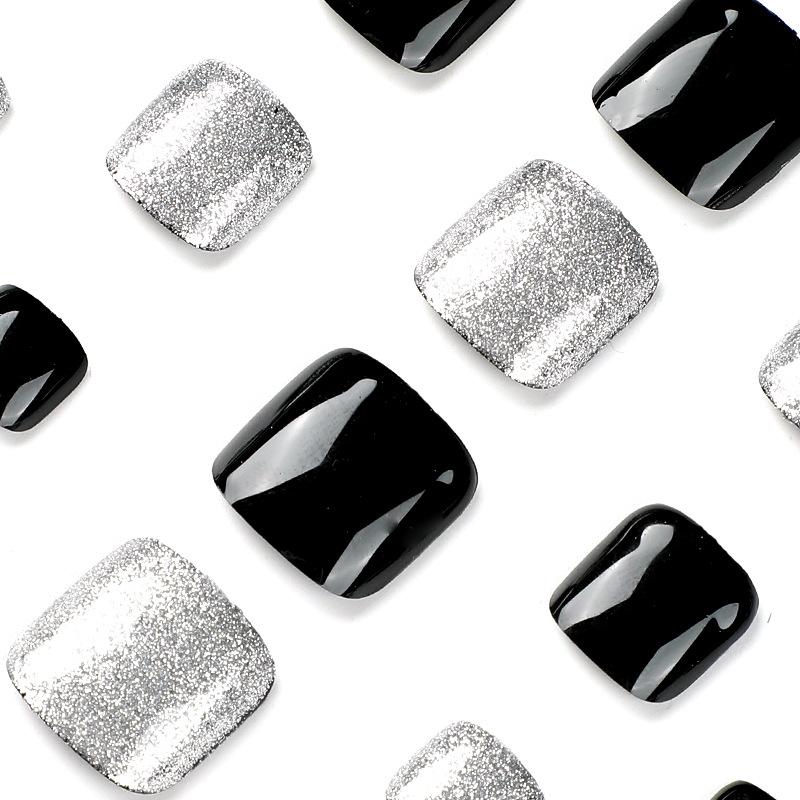 24Pcs/Set Quick Nails Short Black Toenails With Silver Glitter False Nials Sticker Wearable Waterproof Manicure Finished Nails