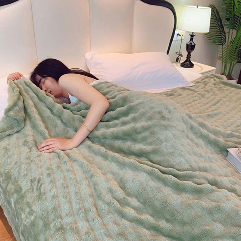 Couverture de climatisation Couverture d'agneau Couverture de canapé en flanelle corail Couverture de cape de bureau de sieste Couverture en flanelle de lapin à bulles Couverture en velours corail