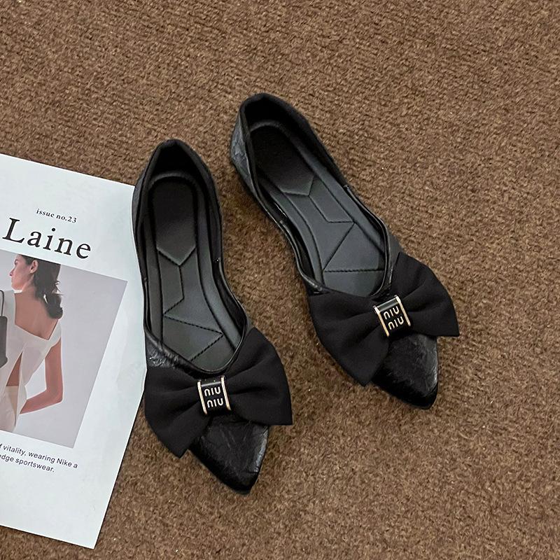 

Flat bottom pointed single shoes women s summer new bow soft sole temperament laden shoes hollow sandals 35 чёрный