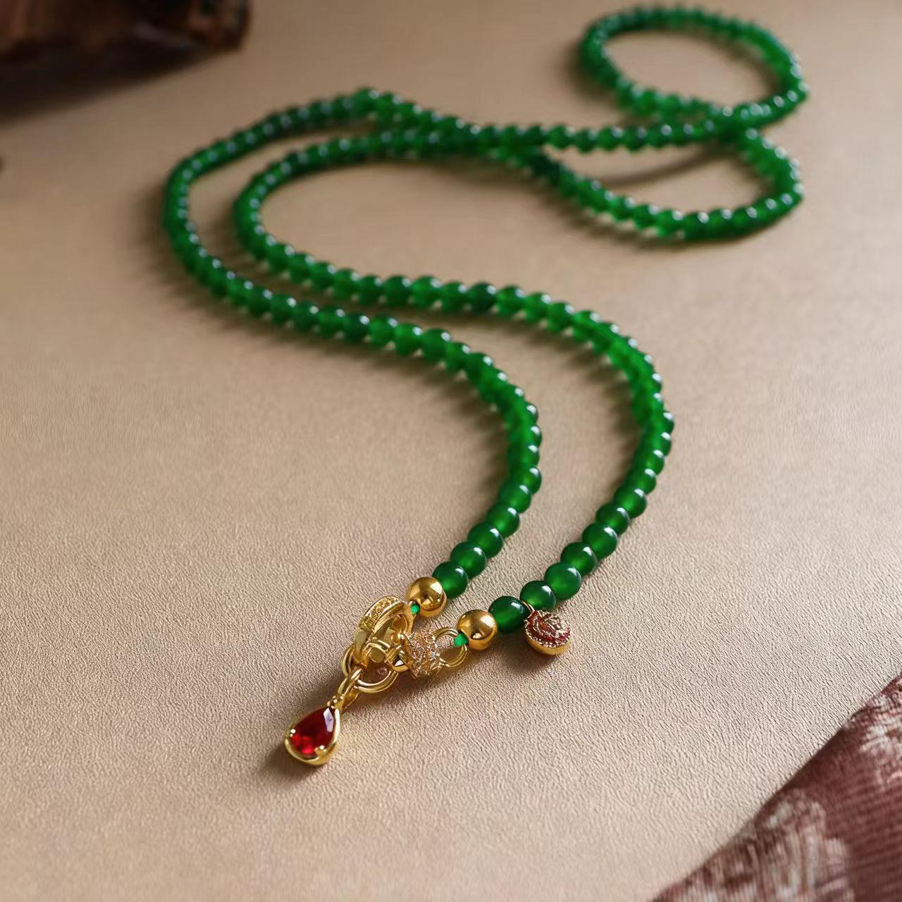 

Нефритове намисто Guofeng: Універсальний жіночий ретро-чокер та довгий ланцюжок-намисто для светра