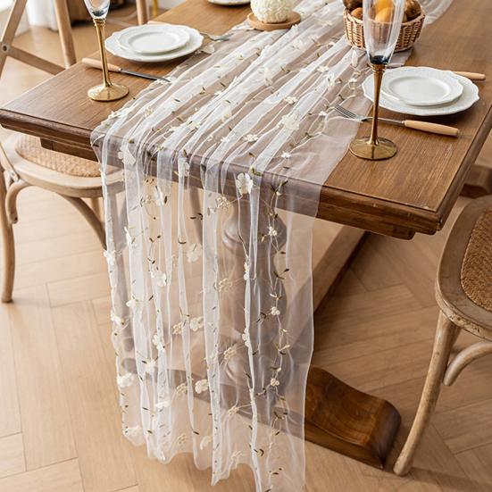 Květinová výšivka Běhoun na stůl Vyšívaný květinový tylový běhoun na stůl Jarní letní běhoun na stůl