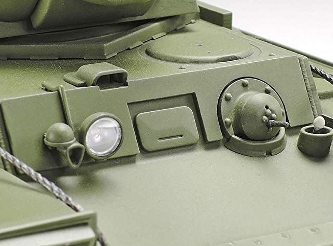 Tamiya Military Miniature Series 372 Soviet Heavy Tank 1941 Model Early Production Type Plastic Model Kit 1/35 No. KV-I