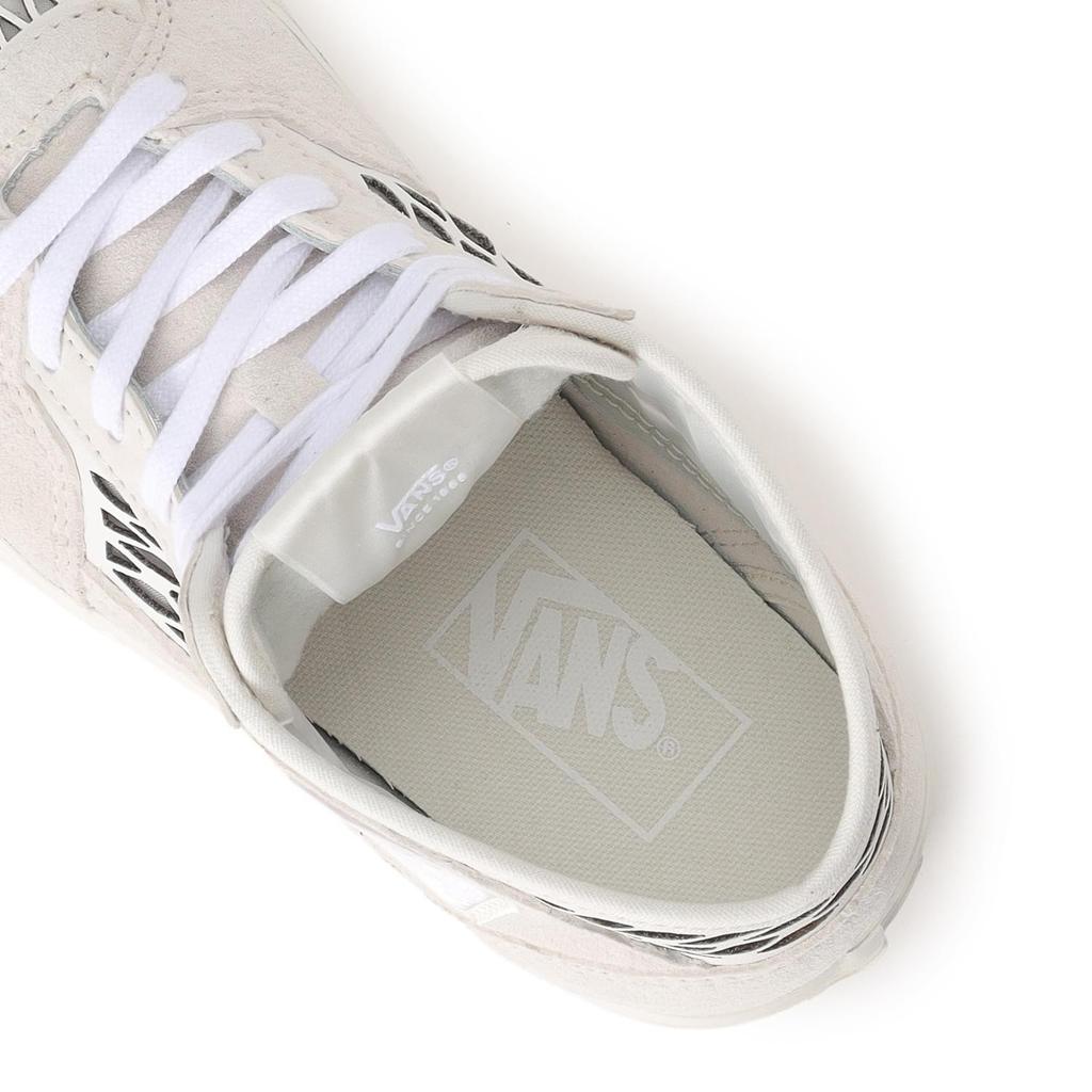 VN000EKMCCZ Vans Half Cab Decon "Marshmallow"