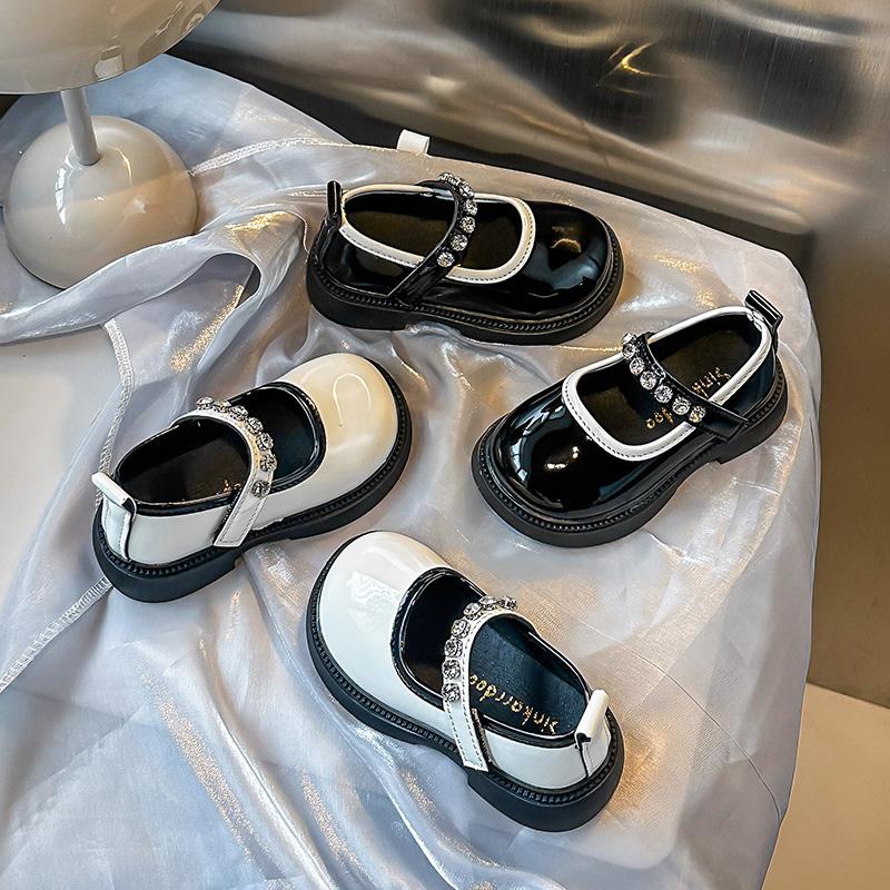 Girls Leather Shoes Black Glossy Kids Flat Shoes Round Toes Non-slip 2025 New Girls Princess Shoes Shiny Crystal Ins Trend Sweet