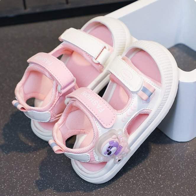 

Летние мультяшные детские сандалии 2025: Функциональные пляжные туфли с закрытым носком для малышей, мальчиков и девочек, с мягкой подошвой и защитой от ударов. Size 18, Insole 12 cm