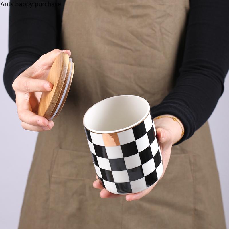 Ceramics Sealed Jar Wooden Cover Storage Tank Moisture-proof Storage Jar Candy Jar Food Container Decorative Jars Home Organizer