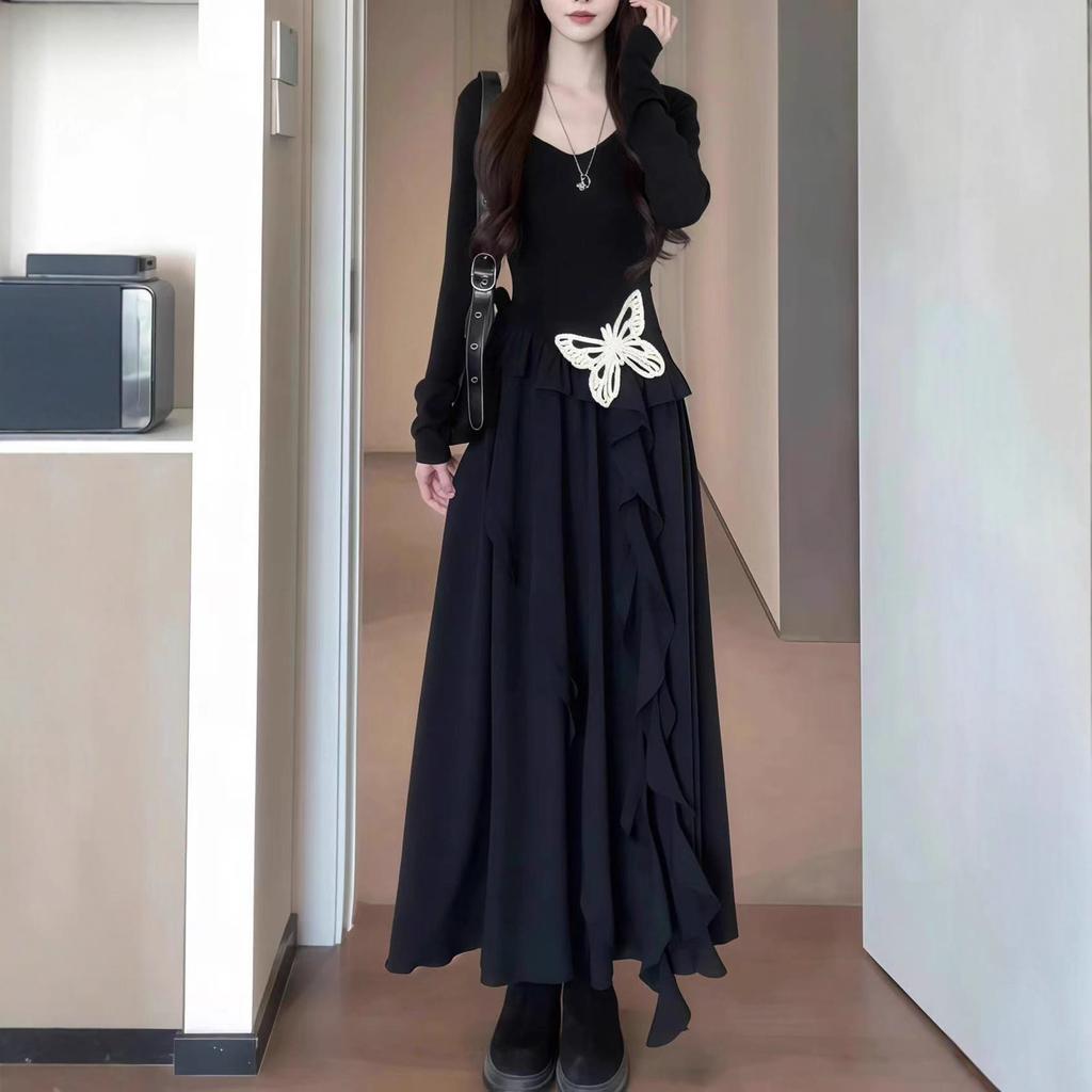 Hepburn temperament black long-sleeved dress children's early autumn new small irregular waist dress