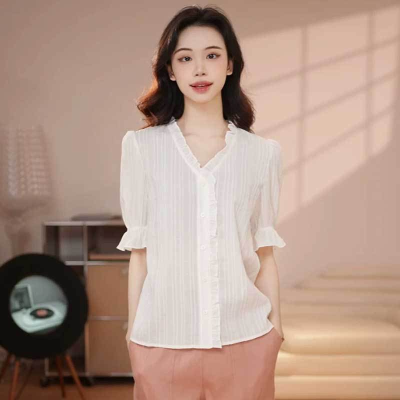 Shopping Mall Spring and Summer New Fashionable Versatile French Fungus Edge V-neck Bubble Sleeve Short-sleeved Shirt 111169
