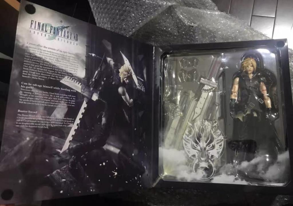 [USED] Final Fantasy Cloud Strife Action Figure