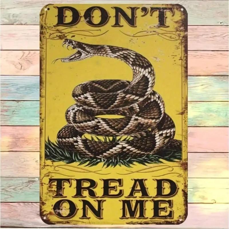 Farmhouse Apple Basket Wall Decor Kitchen Storage Linen Checkered