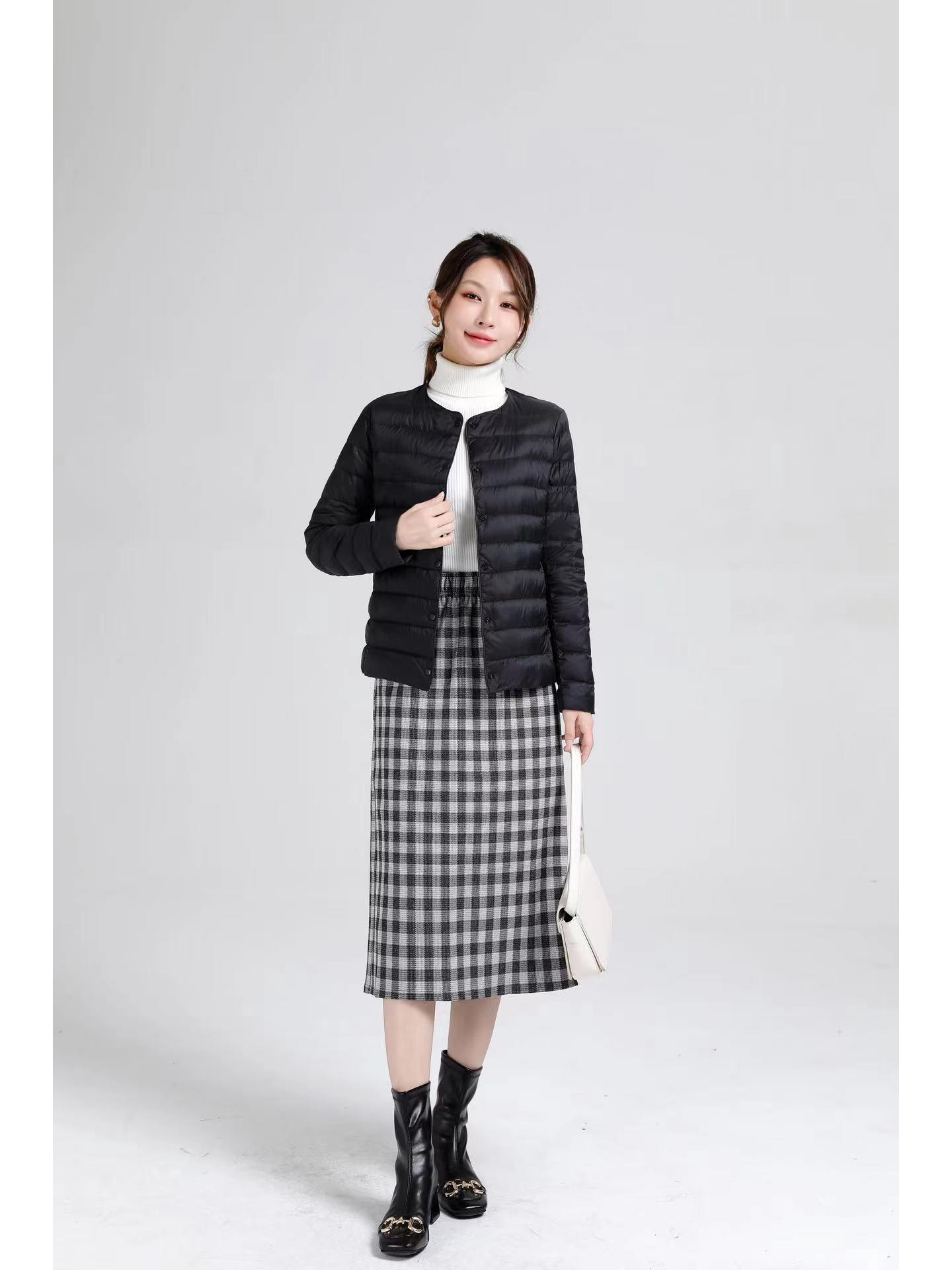 

Жіноча куртка пуховик великого розміру, легка, без коміра, з круглим вирізом, короткої довжини для осені/зими 2024 XL (105-115 lbs)