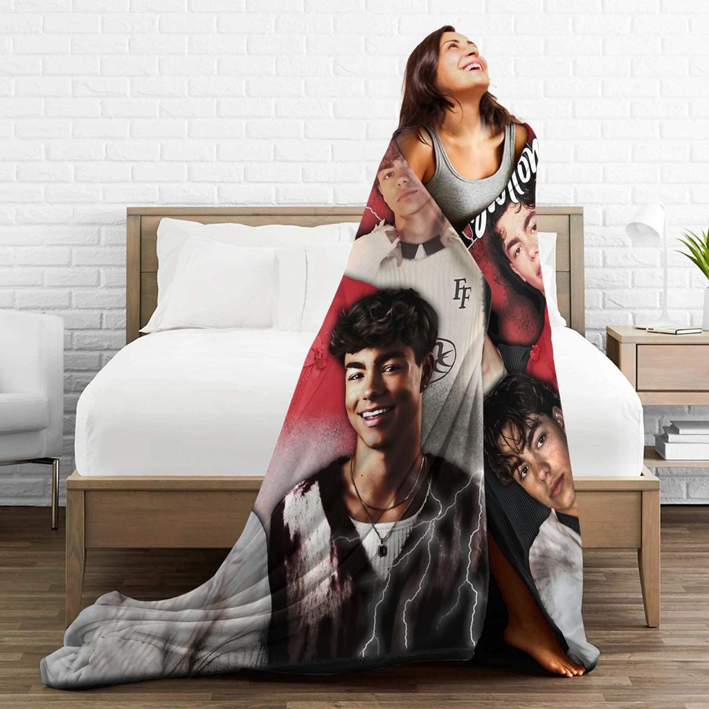 Zombies 4 Vintage Malachi Barton Blanket Flannel Lightweight Throw Blanket for Bedding Couch Bed Rug