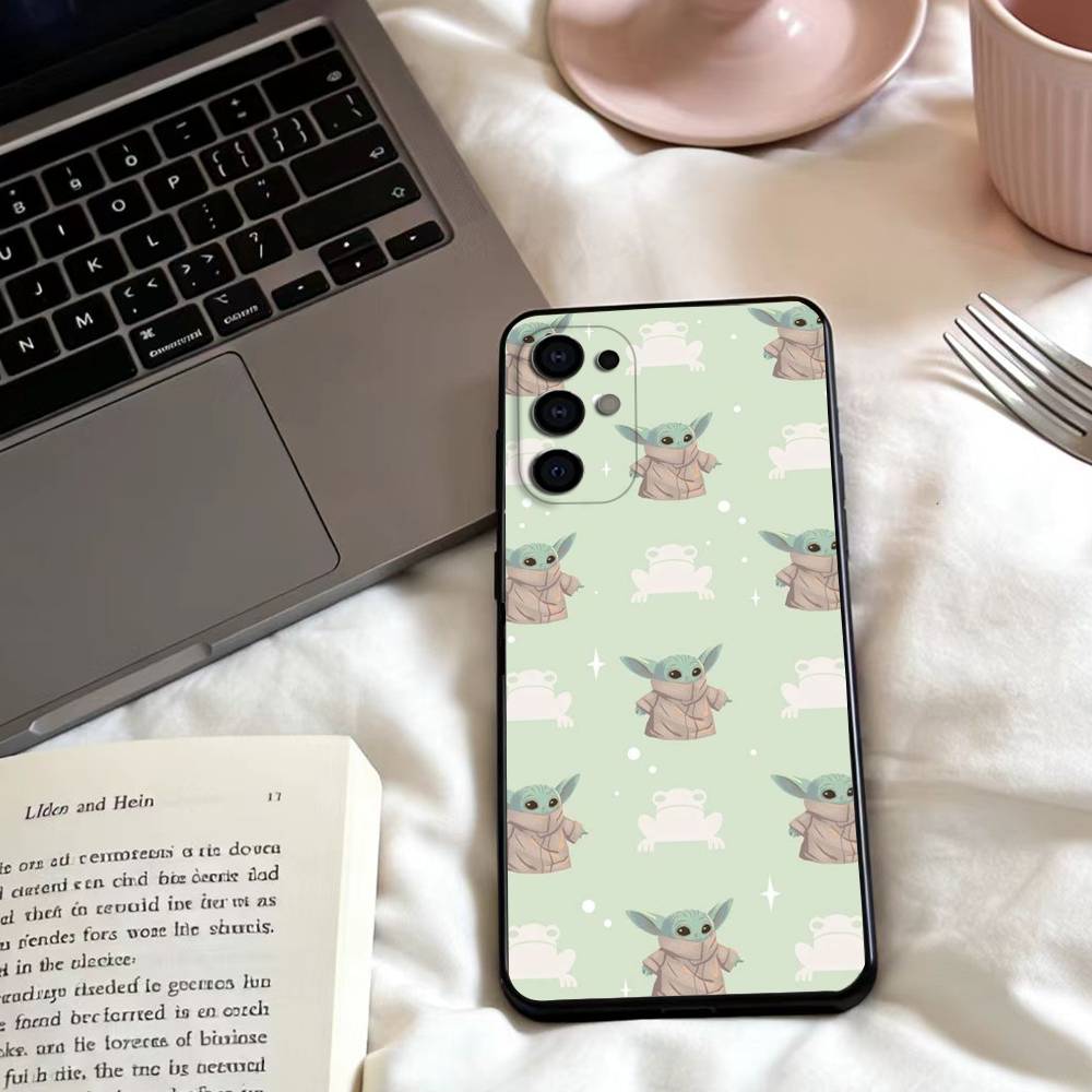 Baby Y-Yoda Phone Case For Samsung S 25,24,23,22,30,21,10,9,Ultra,Plus,Lite,FE,4,5 G Soft Black Case
