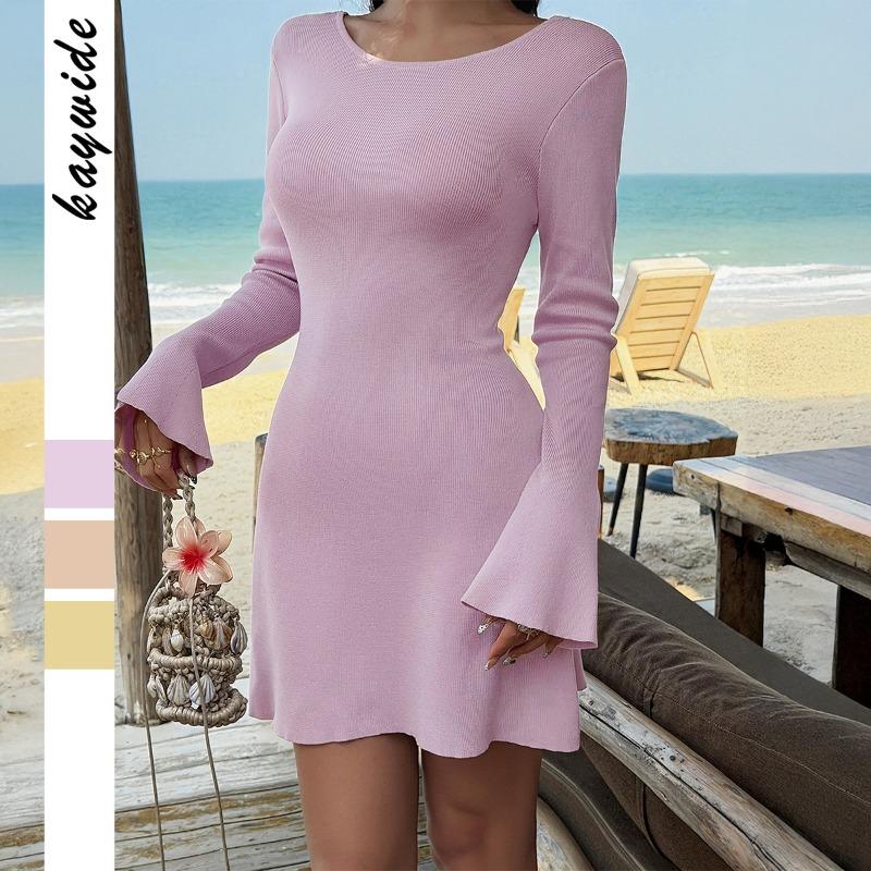 

Женское розовое мини-платье в рубчик с расклешенными рукавами, с круглым вырезом, облегающее, повседневное S розовый