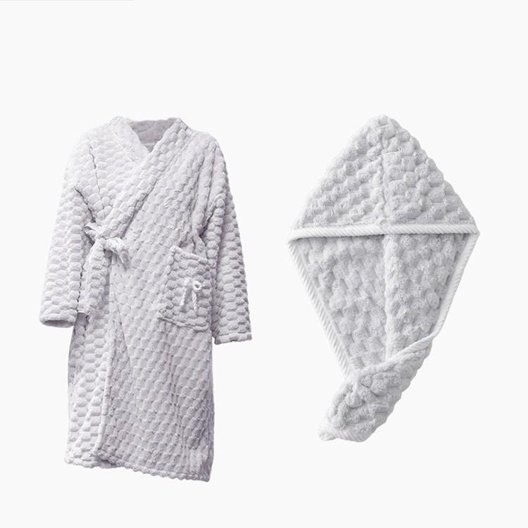 Women's Thickened A-Line Hooded Bathrobe: Pure Cotton, Absorbent & Quick-Drying, Perfect for Autumn/Winter Warmth After Bathing.