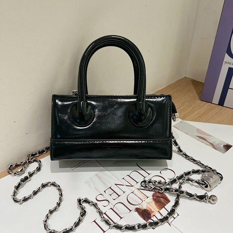 

Fashion Fancy Satchel Small Square Bag Box Bag Women 2025 New Arrival Exquisite Chain Bag Easiest for Match Shoulder Messenger Bag Black