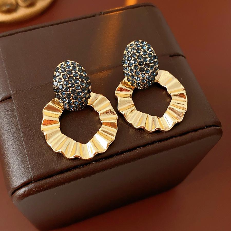 Silver Needle Pearl & Diamond Geometric Hollow Earrings - Elegant High-End Studs