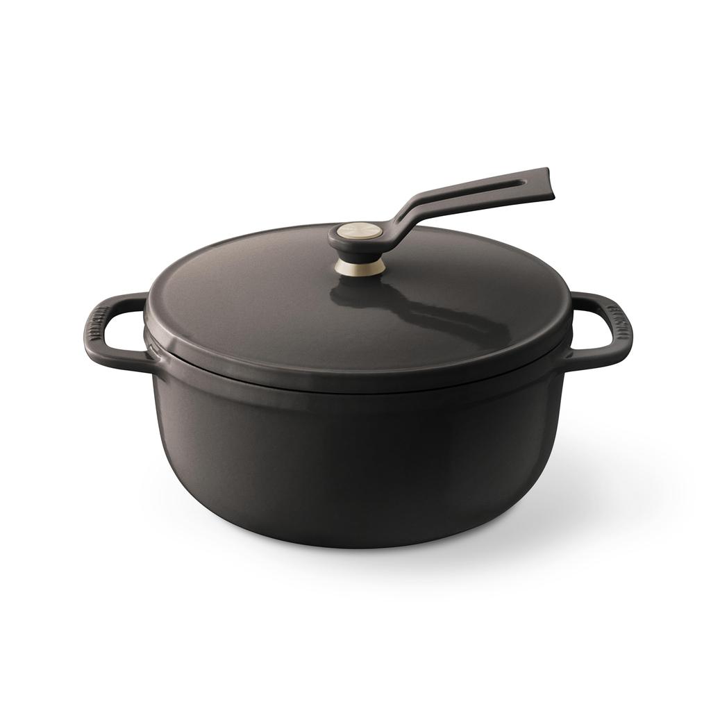 Vermicular Cast Enamel Pot 18cm Hazelnut Brown Anhydrous Cooking Anhydrous Bake Special Recipe Book Included Oven Pot 2 Self Standing Lid OP2R18S-BR