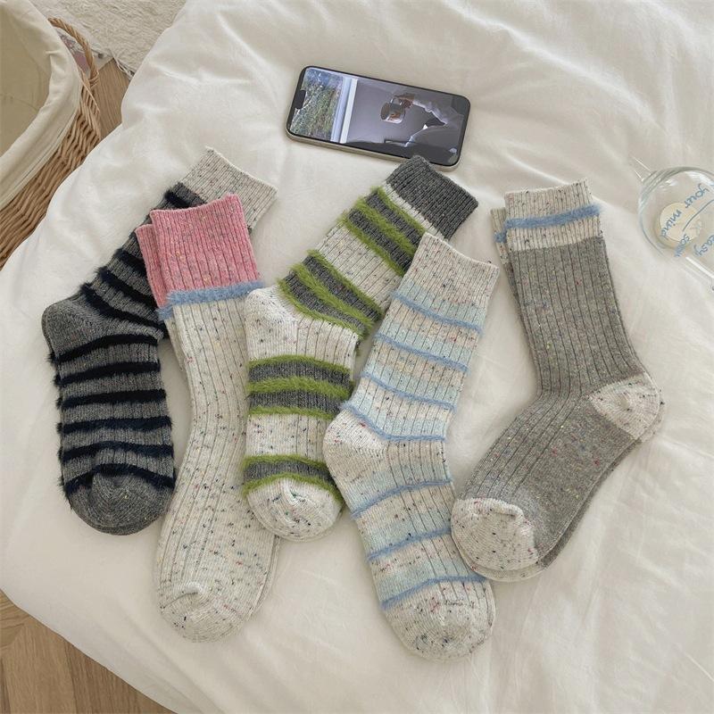 5 Pairs Wool Socks Women's Mid-tube Socks Autumn and Winter Extra Thick and Fleece Warm Plush Dot Yarn Cashmere Long Pile Socks